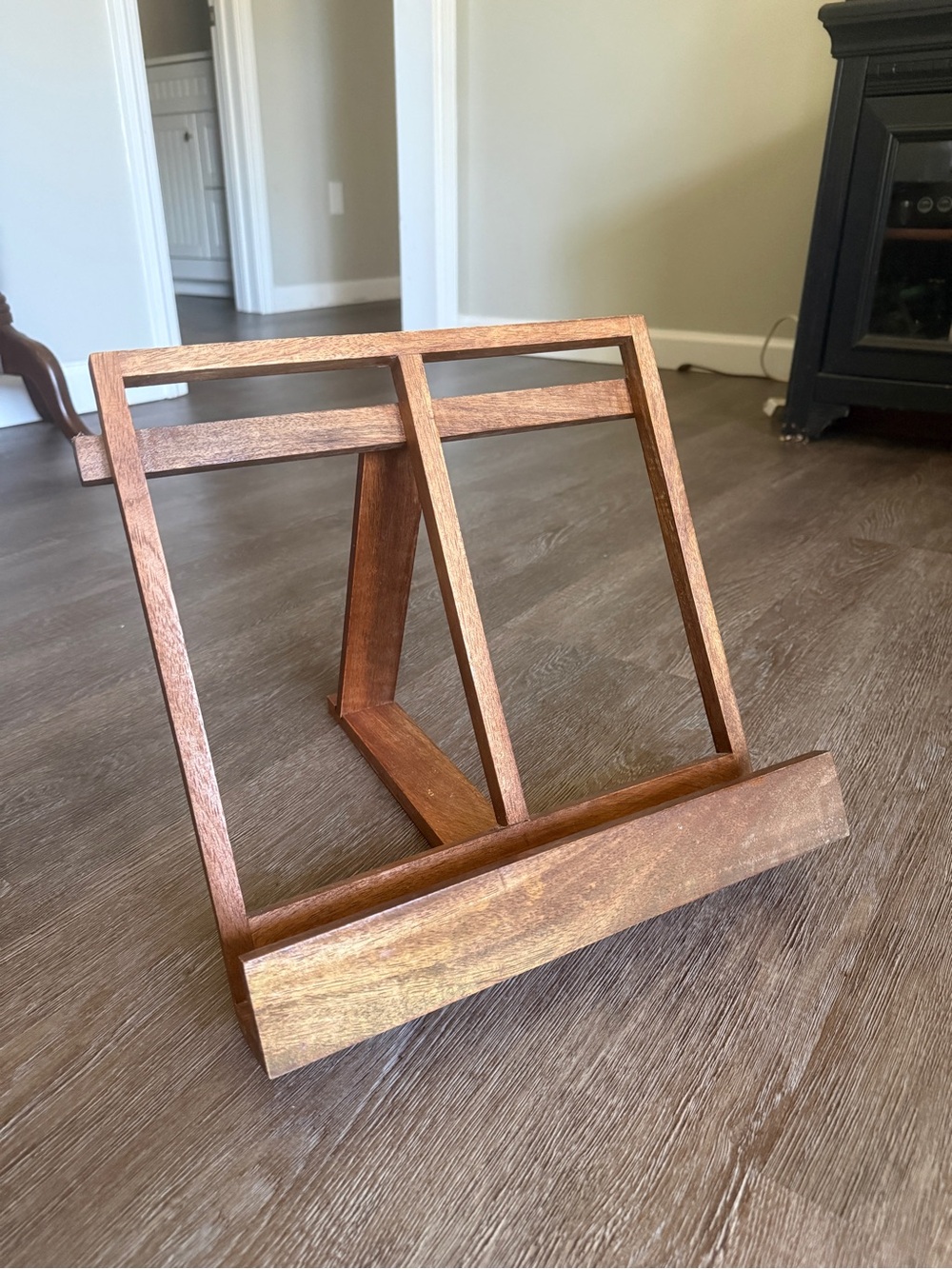 Wooden Cookbook Stand